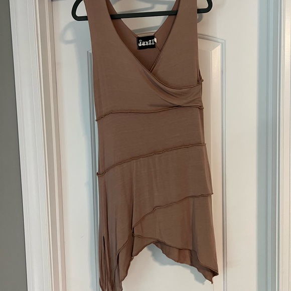 Asymmetrical Layered Tank Top Tunic, M - Picture 4 of 7
